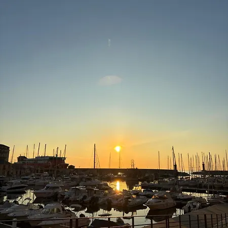 アパート Vittoria Homes / Julia