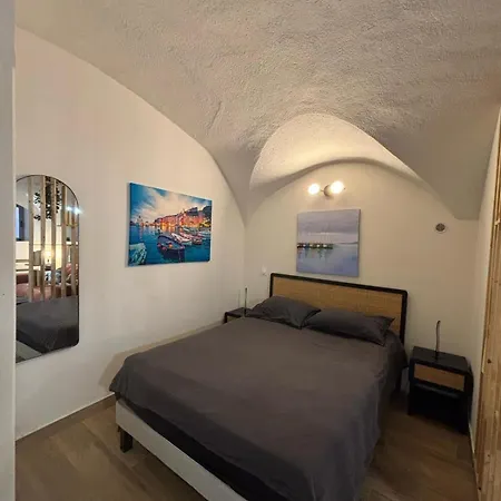 Διαμέρισμα Vittoria Homes / Julia *