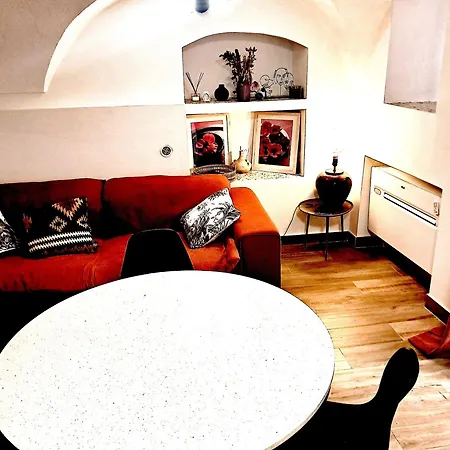 Vittoria Homes / Julia