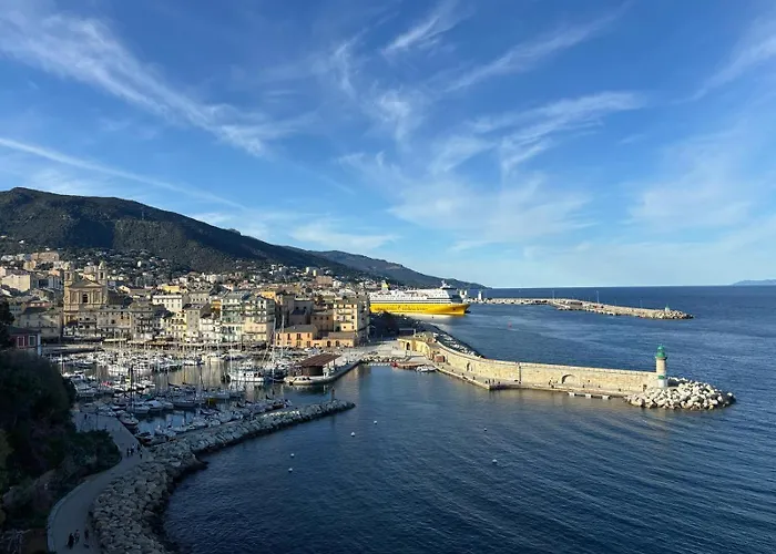 Vittoria Homes / Julia *