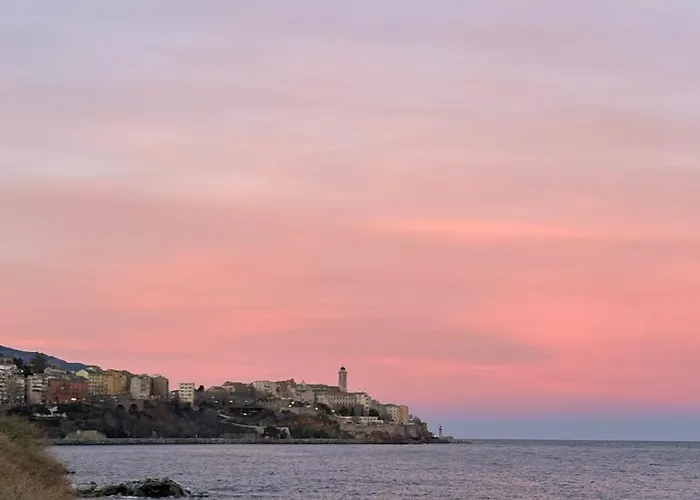 Vittoria Homes / Julia Apartmán *